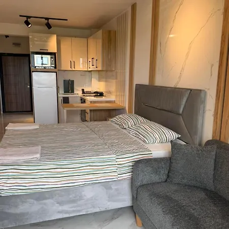 Azur 25 Apartment Shkorpilovtsi